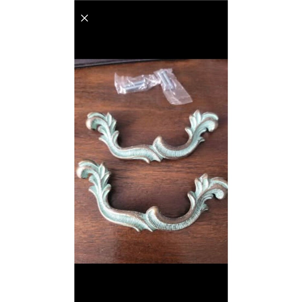 Set of 2 Vertigre scroll handles